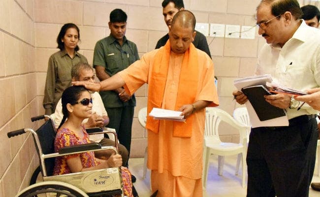 उत्तर प्रदेश में 2.15 करोड़ किसानों का कर्ज माफ, जानें योगी कैबिनेट के अन्य नौ बड़े फैसले