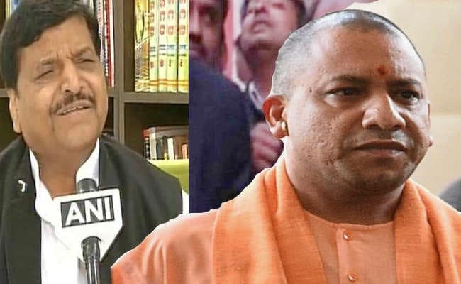 अपर्णा यादव के बाद अब योगी आदित्यनाथ से मिले शिवपाल यादव, राजनीतिक सरगर्मी तेज