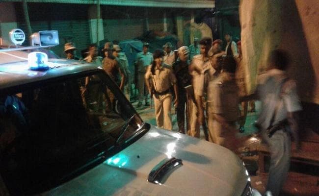 बिहार : आैरंगाबाद के रफीगंज बाजार में दो पक्षों के बीच तनाव, धारा 144 लागू, फिलहाल स्थिति नियंत्रण में