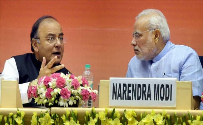 मोदी कैबिनेट में बड़े बदलाव के संकेत, कुछ की होगी इंट्री तो कुछ होंगे बाहर