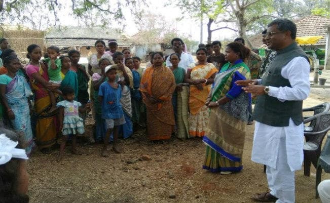 लिट्टीपाड़ा की जंग : बाबूलाल मरांडी बोले, हक अौर हासा बचाने हमें दें वोट