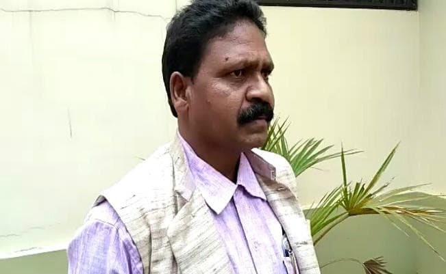 लिट्टीपाड़ा की जंग : निर्दलीय उम्मीदवार शिवचरण माल्टो ने भाजपा को किया समर्थन का एलान