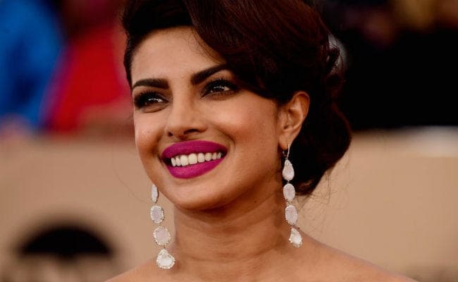 3 राष्‍ट्रीय पुरस्‍कार पाकर झूम रही हैं प्रियंका चोपड़ा, बोलीं- अवॉर्ड से मिलता है प्रोत्साहन...