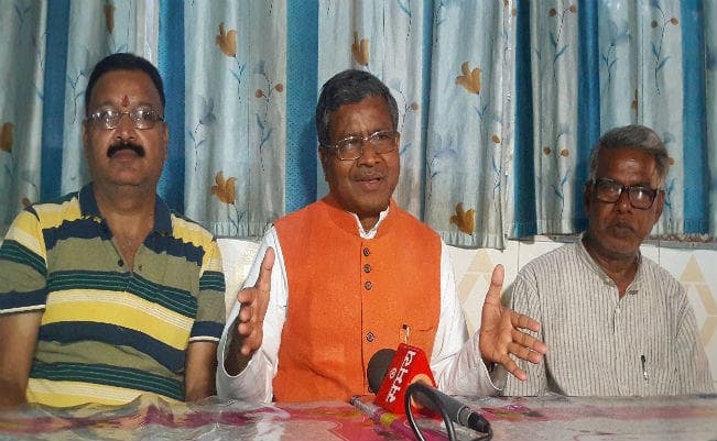 बाबूलाल मरांडी ने कहा - लिट्टीपाड़ा में निर्दलीय प्रत्याशियों का भाजपा को समर्थन आचार संहिता का उल्लंघन