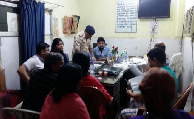 नयी दिल्ली-पटना राजधानी एक्सप्रेस में यात्रियों से लूटपाट, आरपीएफ दरोगा समेत 6 कॉन्स्टेबल सस्पेंड