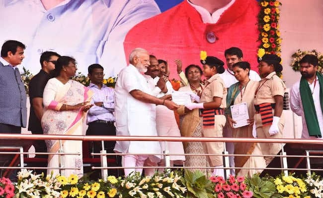 पहले से नियुक्त जवानों को ही पीएम मोदी से दिलवाया नियुक्ति पत्र