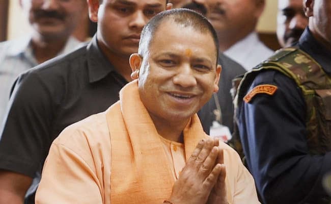 योगी कैबिनेट का फैसला, गांवों को 18 और जिला मुख्यालयों को 24 घंटे बिजली, 15 जून तक दुरुस्त होंगी सड़कें