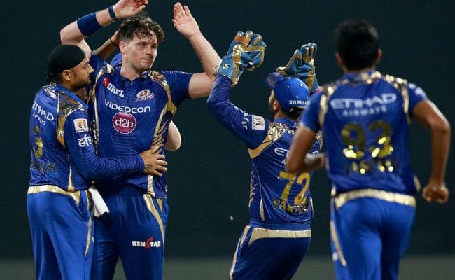 IPL 2017 : मुंबई ने हैदराबाद को चार विकेट से हराया