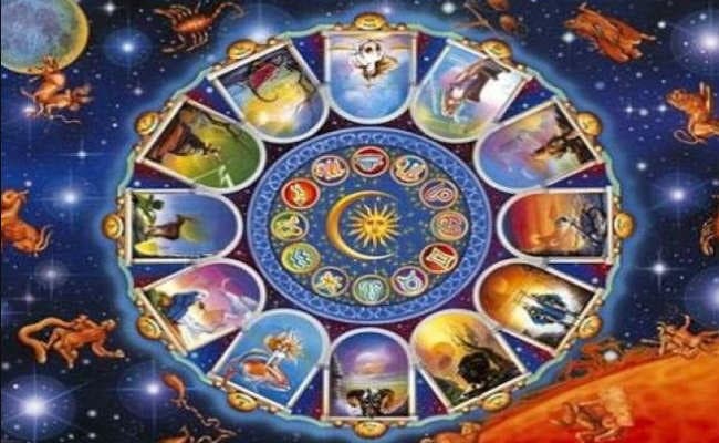 आज का पंचांग : मीन राशि वाले तेजी से वाहन नहीं चलाएं, दुर्घटना का है योग, पढ़ें अन्‍य राशिफल