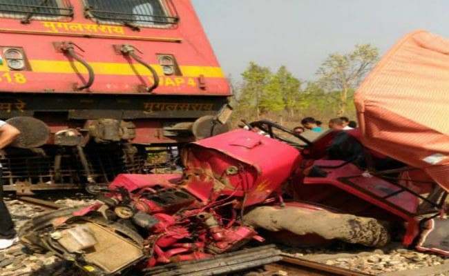 पलामू एक्सप्रेस की चपेट में आने से एक की मौत