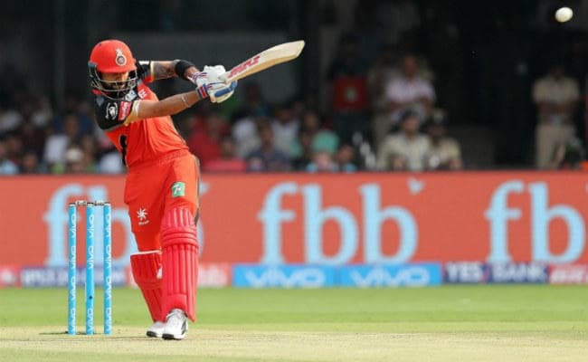 IPL 2017 : रोमांचक मुकाबले में मुंबई इंडियंस ने रॉयल चैलेंजर्स को 4 विकेट से हराया