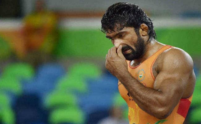 सेना की जीप से नौजवान को बांध दिया तो चिंताजनक, सेना पर पत्थरबाजी पर कोई सवाल नहीं : योगेश्वर