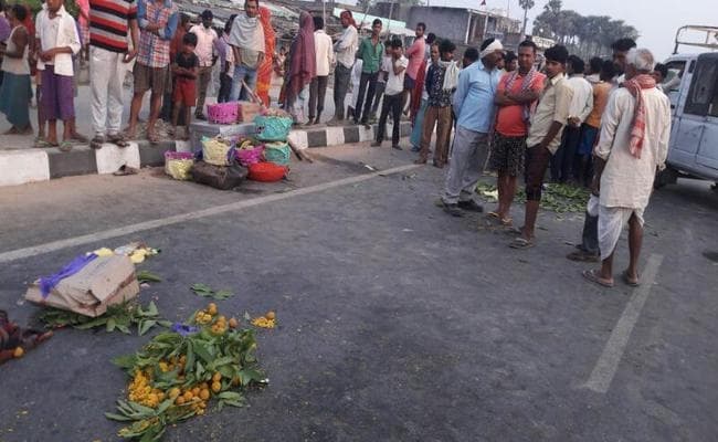 वैशाली : NH-77 पर सड़क हादसे में दूल्हा समेत 8 घायल, दो की मौत