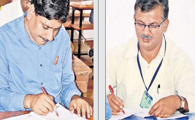 प्रभात इंपैक्ट : दूसरे विषय की कॉपी जांच रहे शिक्षकों पर गिरी गाज, कॉपी सील, एक्शन में जैक