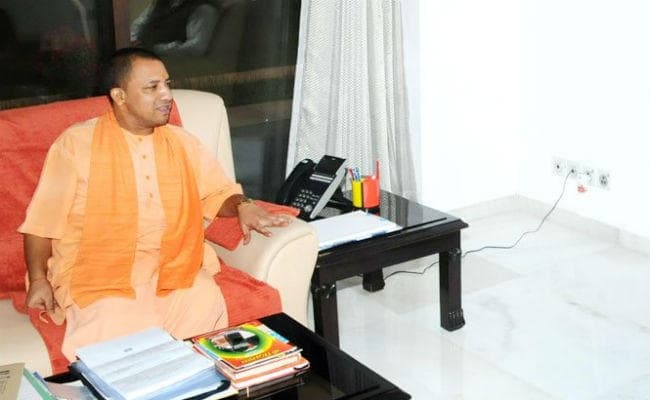 योगी कैबिनेट की तीसरी बैठक आज, पढें आखिर अपने ही मंत्रियों से क्यों नाराज हैं मुख्यमंत्री