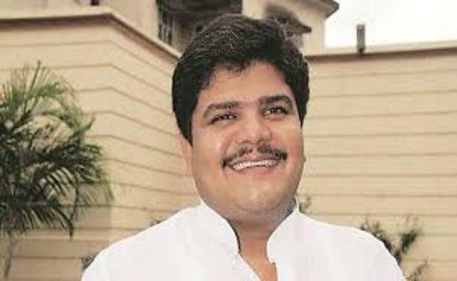 नीरज सिंह हत्याकांड : चार शूटरों की तलाश में लगे हैं चार थानेदार