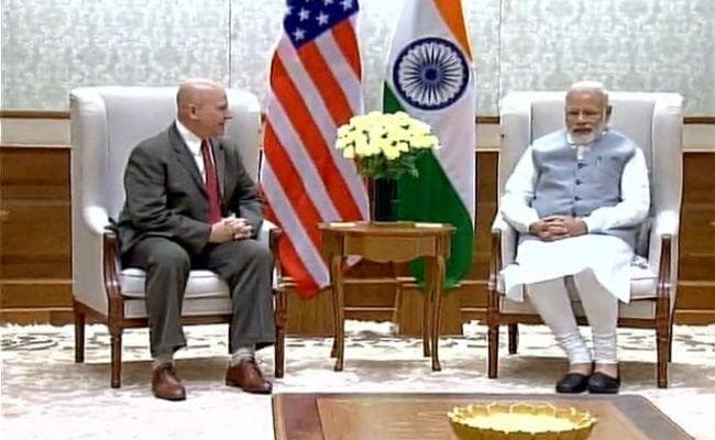 पाकिस्तान से भारत पहुंचे अमेरिकी एनएसए ने पीएम मोदी से की मुलाकात, जाधव सहित कई मुद्दों पर हुई चर्चा