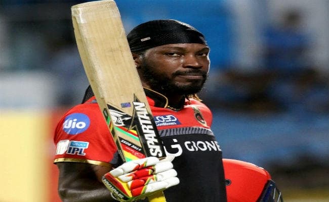 विवादों के बावजूद नहीं घटा गेल का ‘क्रेज’