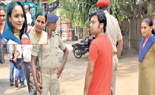 धनबाद : जेल से निकला इंजीनियर और किया कोर्ट मैरिज