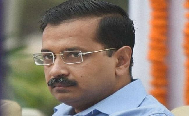 केजरीवाल को झटका, HC ने EVM के साथ VVPAT मशीन को अटैच करने वाली याचिका खारिज की