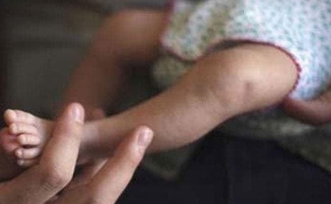 16 साल की लड़की बनी 12 साल के लड़के के बच्चे की मां