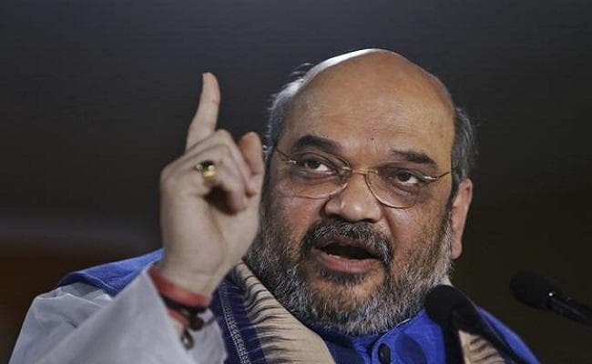 भाजपा अध्यक्ष अमित शाह ने हिंदुवादी विचारक सावरकर को दी राष्ट्रीय नायक की उपाधि, आलोचकों पर साधा निशाना