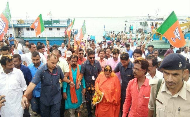 ट्रेन में देरी से विलंब से साहेबगंज पहुंची उमा भारती, मात्र एक कार्यक्रम में होंगी शामिल