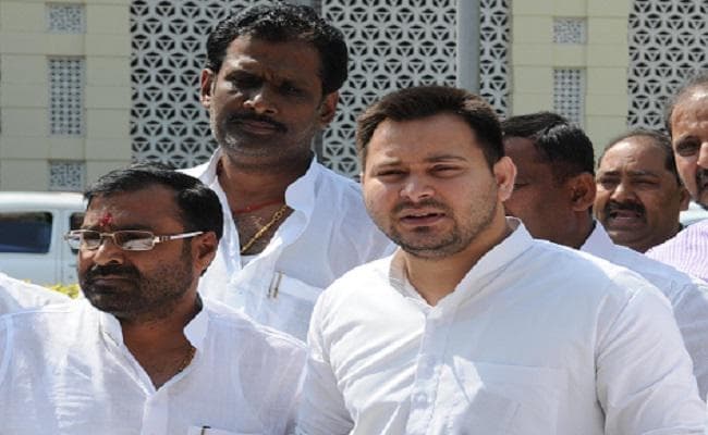 तेजस्वी का पलटवार, कहा- अनाप-शनाप बयानबाजी कर रहे हैं सुशील मोदी, जांच के बाद सच्चाई सबके सामने