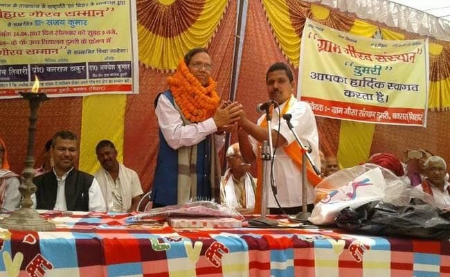 लड़ाकू विमानों को छिपने की तकनीकी ईजाद करने वाले डॉ.संजय को मिला सम्मान