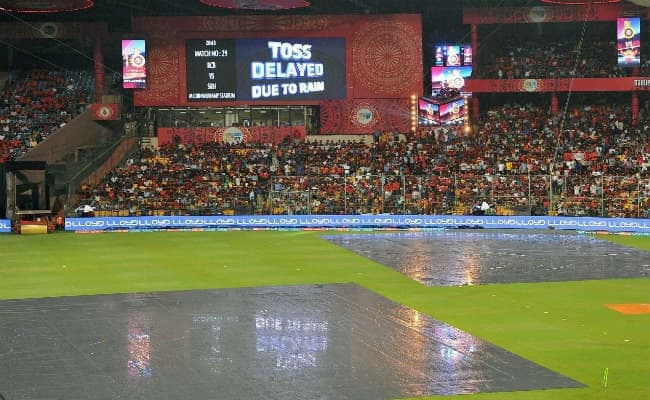 बारिश में डूबी विराट की उम्मीदें, बेंगलूर और हैदराबाद का मैच रद्द