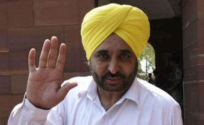 जब अपने ही सांसद ने केजरीवाल से कहा- ''ईवीएम में गलती ढूंढने का कोई मतलब नहीं''