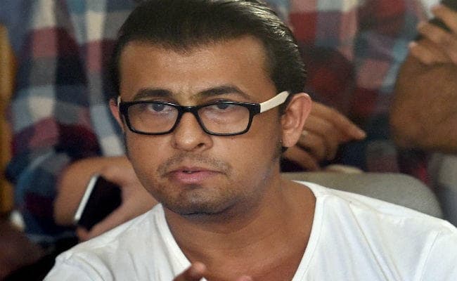 अज़ान विवाद: सोनू निगम ने किया ट्वीट- आगे देखें और आगे बढें...