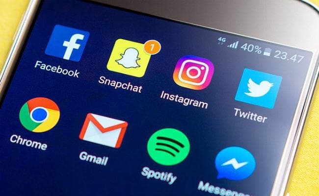 जम्मू-कश्मीर सरकार ने 22 सोशल नेटवर्किंग वेबसाइटों पर लगायी रोक