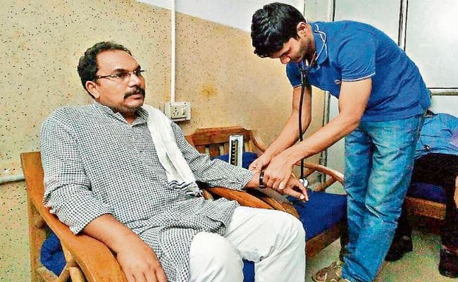 प्रदीप यादव रिम्स के कार्डियोलॉजी में भरती