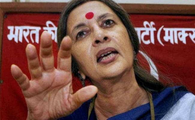 वृंदा करात ने रिम्स में विधायक प्रदीप यादव से भेंट की