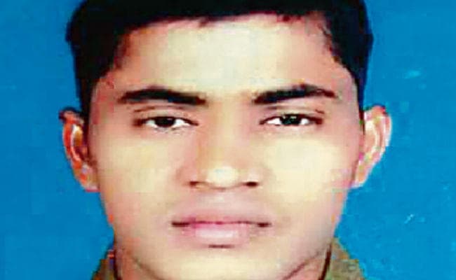 गुजरात में मुठभेड़ चौपारण का जवान शहीद