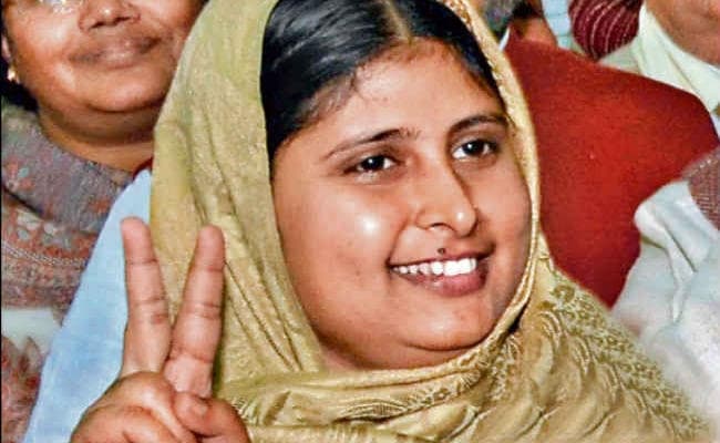 जदयू सांसद कहकशां परवीन के आवास पर बम से हमला, 6 घायल