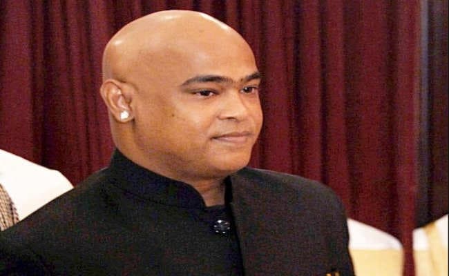 विनोद खन्‍ना की जगह विनोद कांबली को दे दी गयी श्रद्धांजलि, भड़के क्रिकेटर