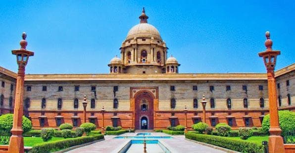 राष्ट्रपति चुनाव में टकराव की जमीन तैयार, खत्म हो रहे सर्वसम्मति के आसार