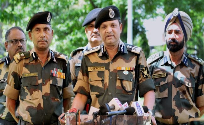 हिजबुल आतंकियों के साथ भारत की सीमा में घुसे थे बैट के जवान, बीएसएफ का खुलासा