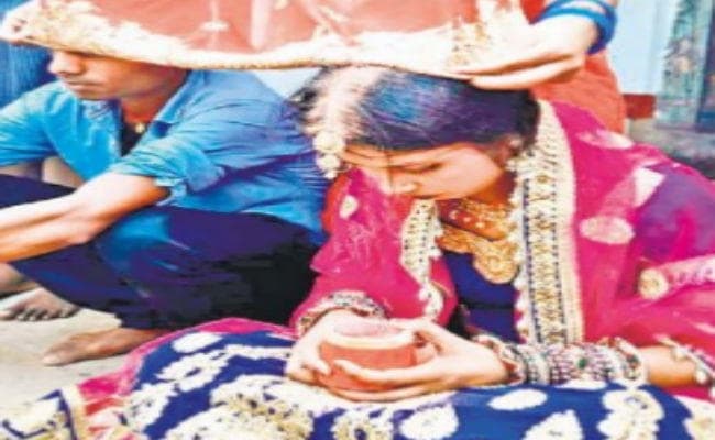 मोहनपुर के प्रेमी युगल ने बांका कोर्ट में रचायी शादी