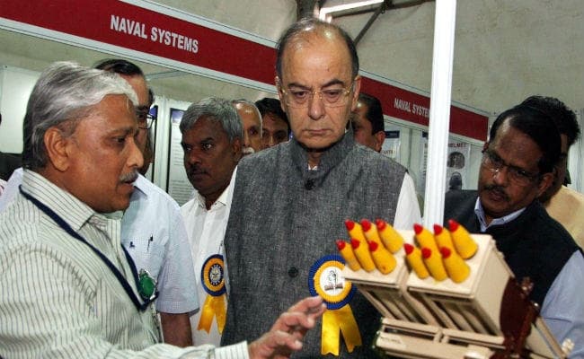 जेटली ने कहा- शहीदों के शव के साथ बर्बरता में शामिल थी पाक सेना, दिये कवर फायर