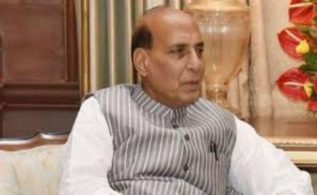 नक्सल प्रभावित राज्य के मुख्यमंत्रियों की बैठक आज, रघुवर पहुंचे दिल्ली