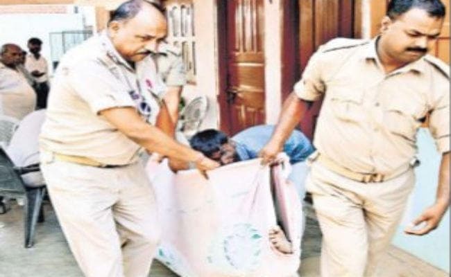 रांची : पत्नी ने कर दी पति की हत्या, बाद में बच्चा लेकर हो गयी फरार