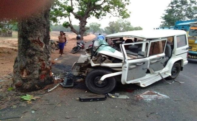 गिरिडीह :  सड़क दुर्घटना में लिट्टीपाड़ा के दारोगा महेश वर्मा समेत चार की मौत