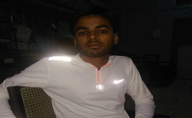 NEET का पेपर लीक करने की कोशिश मामला : शेखपुरा में कोचिंग संचालक कई दस्तावेज के साथ गिरफ्तार