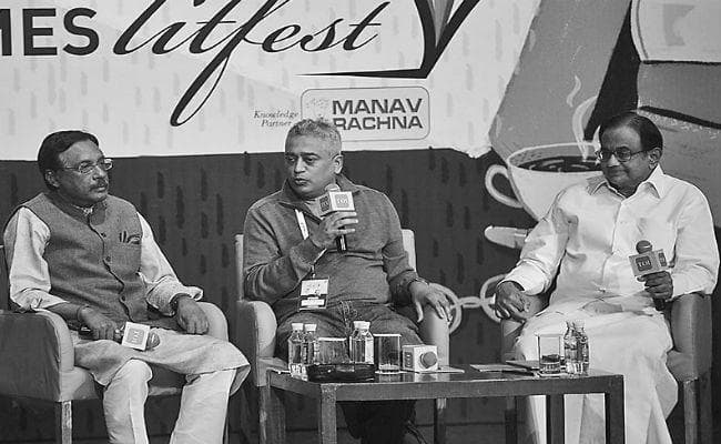 एक राजनीतिक चर्चा की झलकियां