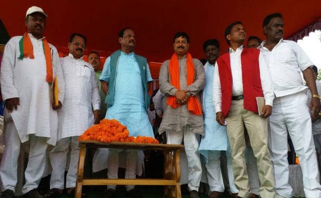 अनुसूचित जनजाति सम्मेलन : मुख्यमंत्री ने की घोषणा, पं रघुनाथ मुर्मू के नाम से दिया जायेगा साहित्य सम्मान