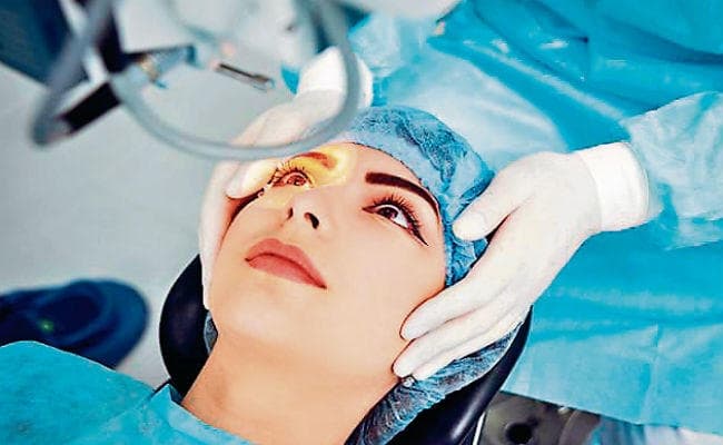 रेटिना का एडवांस इलाज : रोबोट करेगा आंखों की नाजुक सर्जरी