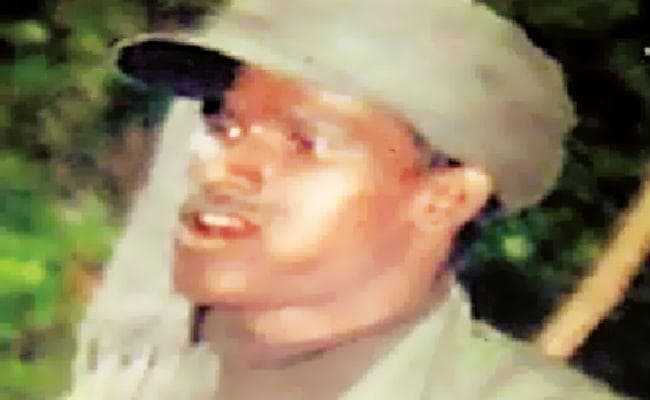 कुख्यात नक्सली कुंदन पाहन ने किया सरेंडर, सिर पर था 15 लाख का इनाम